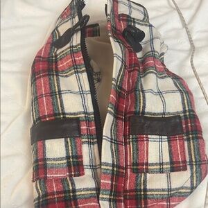 ITEM NEW WITHOUT TAGS. Very Nice Cozy Plaid Dog Vest with Toggle Closure